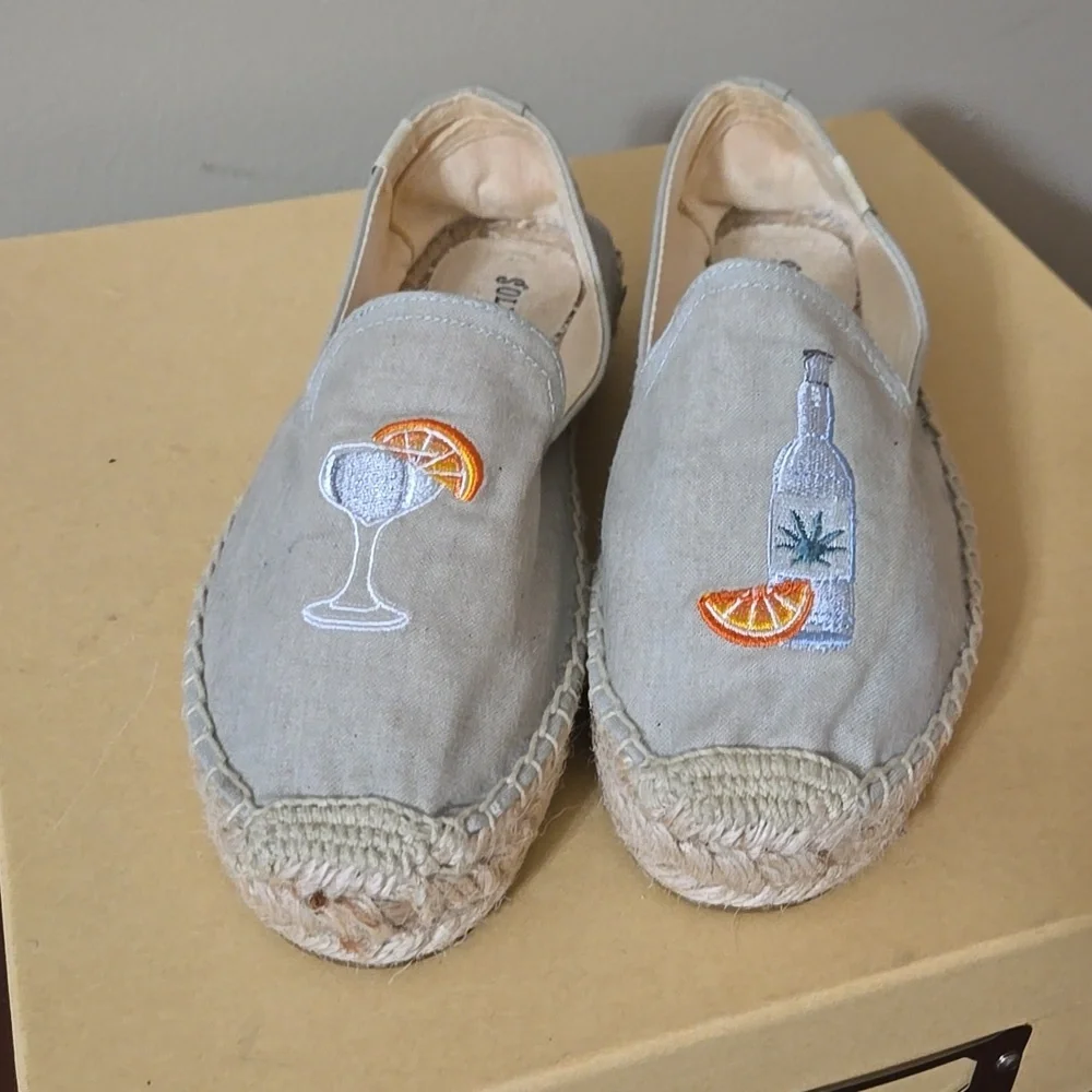 Soludos Women's Espadrilles with Fun Embroidery - Tan Size 7